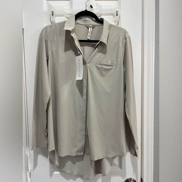 Athleta Urbanite Top Beige Long Sleeve Size S - Picture 4 of 10